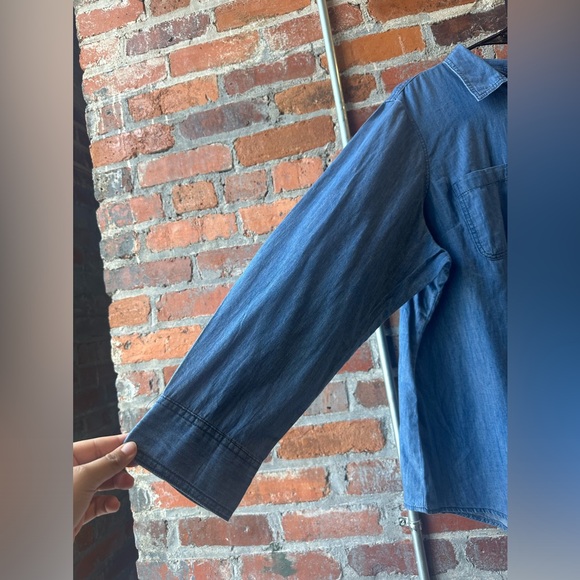 ST. John’s Bay Women’s Classic Denim Shirt, size 2xl - Picture 6 of 13